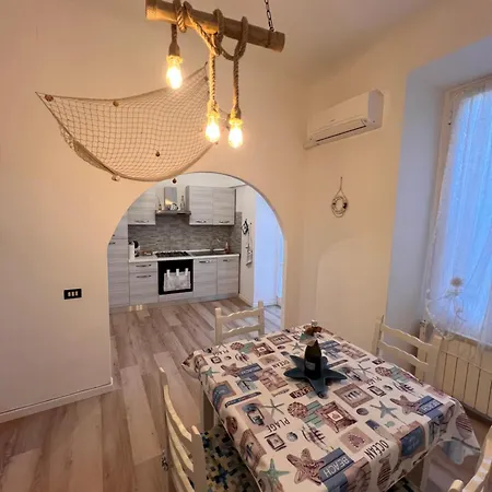 Sweet In Pieno Centro A Pochi Passi Dal Mare * 因佩里亚